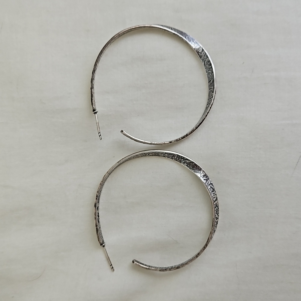 Silpada Twist of fate earrings